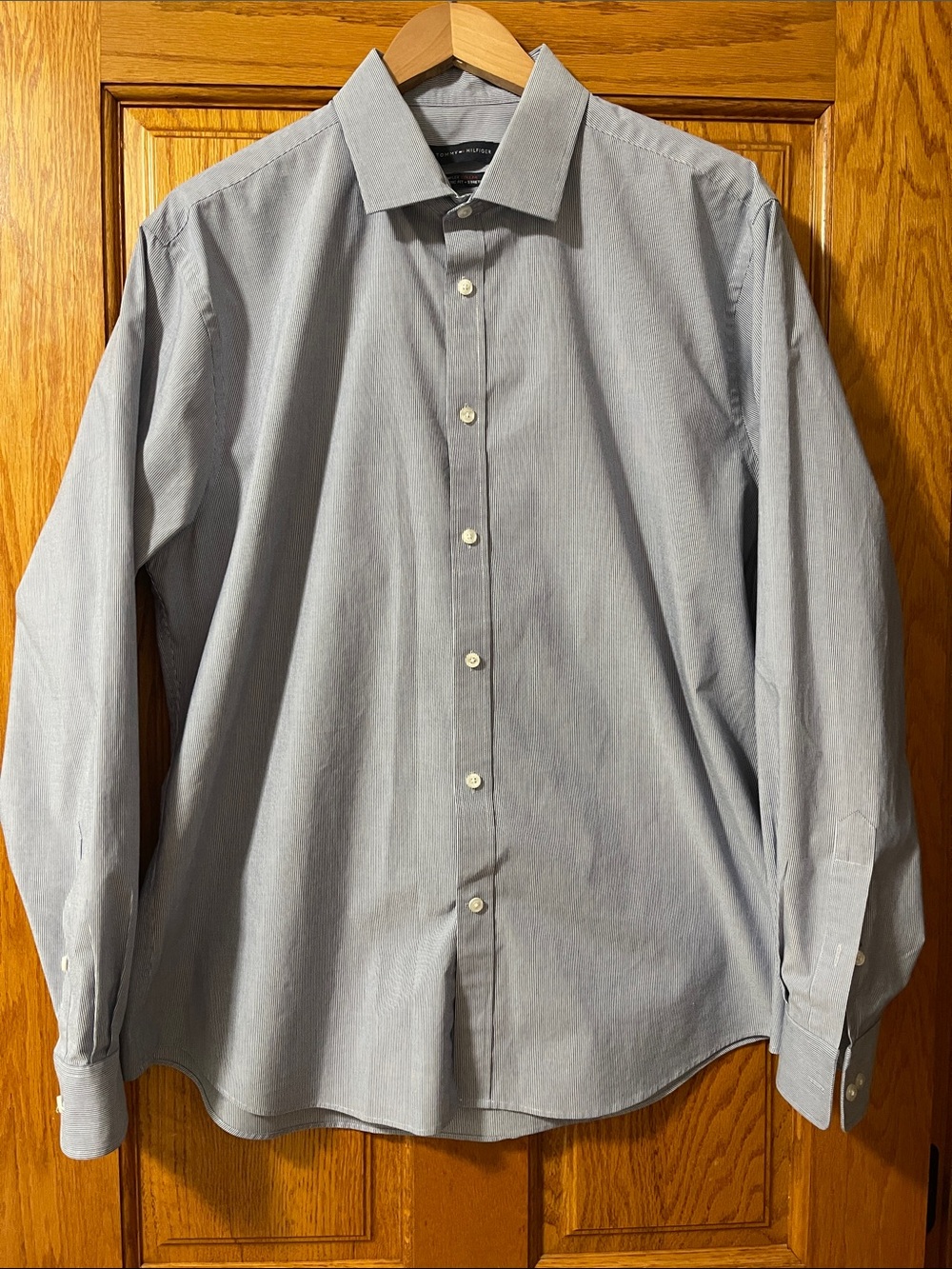 Tommy Hilfiger Men's Blue and White striped Dress Shirt - athletic fit